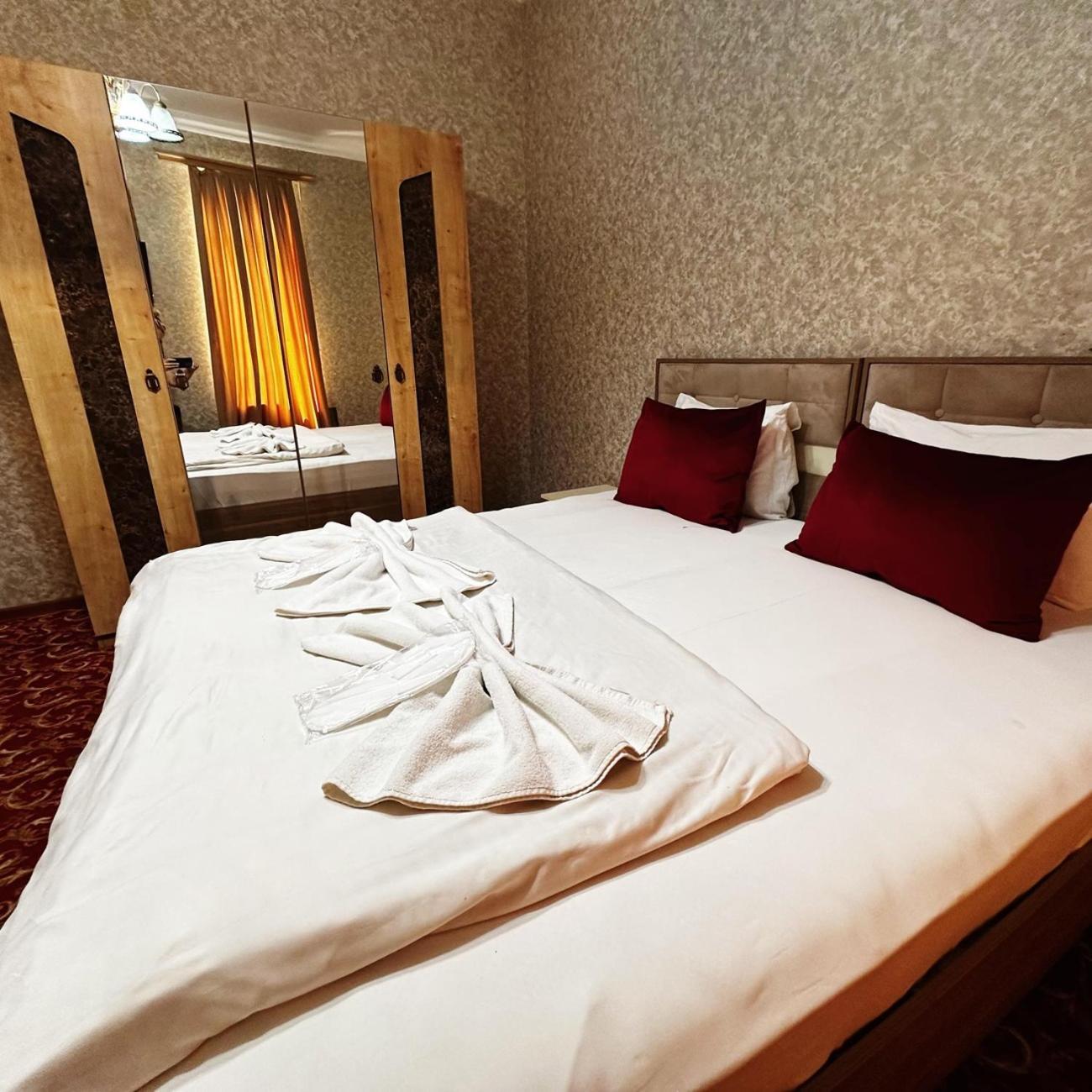 Avi Hotel 巴库 外观 照片