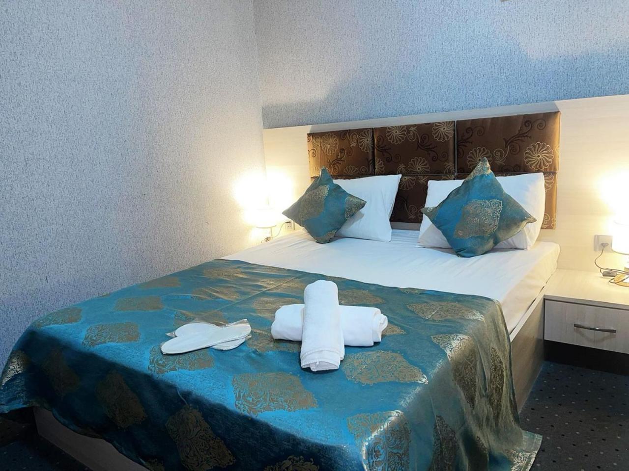 Avi Hotel 巴库 外观 照片